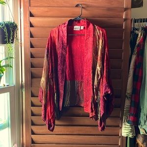 CHICO’S DESIGN Red Silk Floral Jacket/Cape